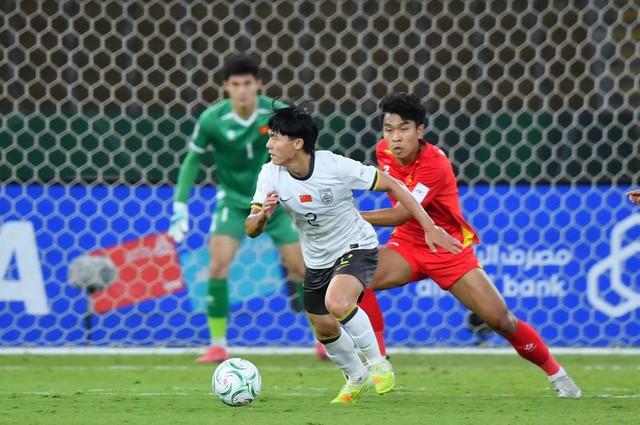 Trung Kiên mắt đỏ hoe thừa nhận: 'Trận này U.23 Trung Quốc đá rất khác, U.23 Việt Nam rất buồn’- Ảnh 2. Trung Kiên mắt đỏ hoe thừa nhận: 'Trận này U.23 Trung Quốc đá rất khác, U.23 Việt Nam rất buồn’- Ảnh 2.