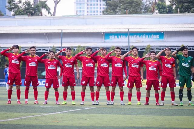 Đội Trường ĐH Tôn Đức Thắng giành vé play-off đầu tiên với phong độ hủy diệt- Ảnh 1. Đội Trường ĐH Tôn Đức Thắng giành vé play-off đầu tiên với phong độ hủy diệt- Ảnh 1.