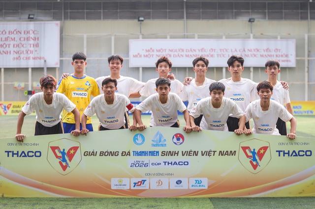 Trường ĐH Bách khoa TP.HCM toàn thắng ấn tượng: Sẵn sàng chinh phục vòng play-off- Ảnh 2. Trường ĐH Bách khoa TP.HCM toàn thắng ấn tượng: Sẵn sàng chinh phục vòng play-off- Ảnh 2.