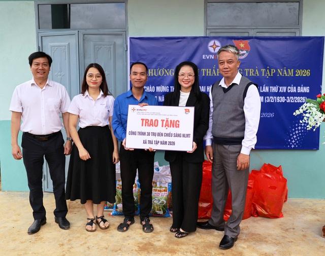 Khánh thành công trình ‘Thắp sáng Trà Tập’, lan tỏa ánh sáng sạch đến vùng cao- Ảnh 3. Khánh thành công trình ‘Thắp sáng Trà Tập’, lan tỏa ánh sáng sạch đến vùng cao- Ảnh 3.