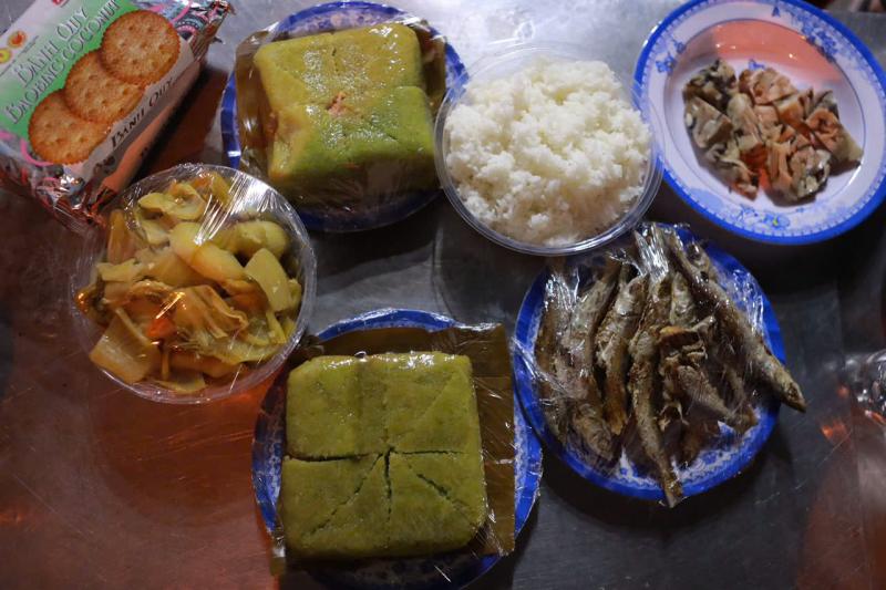 Cơm đoàn viên 0 đồng ở TP.HCM đêm giao thừa, sẻ chia nghĩa tình còn mãi
- Ảnh 3. Cơm đoàn viên 0 đồng ở TP.HCM đêm giao thừa, sẻ chia nghĩa tình còn mãi
- Ảnh 3.