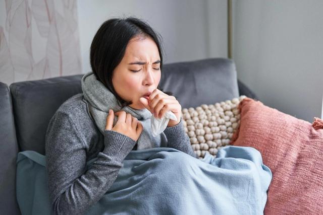 Trời trở lạnh có làm đường huyết lên xuống khó kiểm soát? - Ảnh 1.