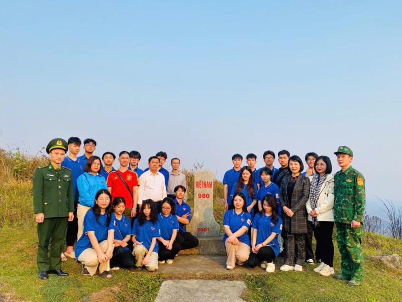 Cổ tích ở Lạng Sơn: Phải cứu dân- Ảnh 5.