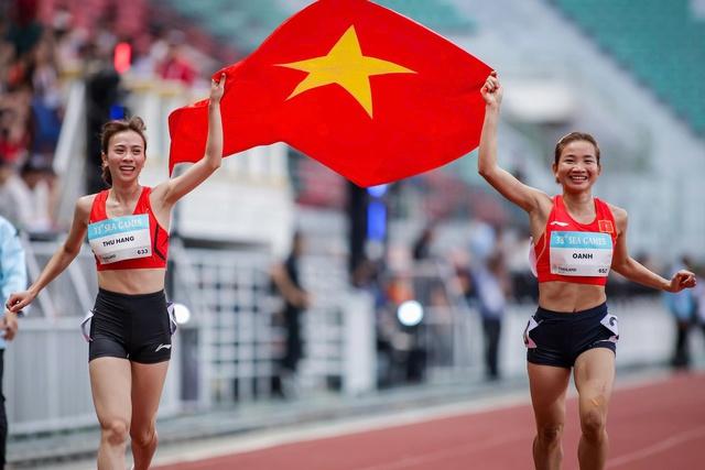 VĐV đoạt HCV, phá kỷ lục Olympic được nhận thưởng 4,9 tỉ đồng- Ảnh 1.
