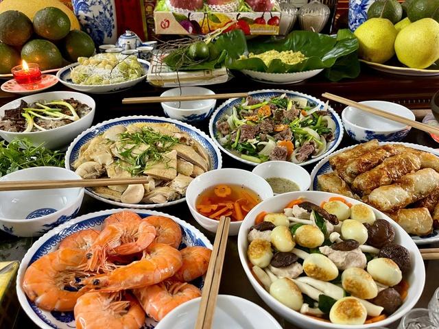 Tết của ký ức, tết của tương lai- Ảnh 1. Tết của ký ức, tết của tương lai- Ảnh 1.