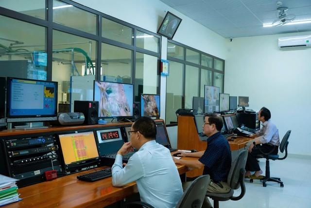 Giao thừa 2026: Những câu chuyện thầm lặng Phía sau màn hình truyền hình - Ảnh 1. Giao thừa 2026: Những câu chuyện thầm lặng Phía sau màn hình truyền hình - Ảnh 1.