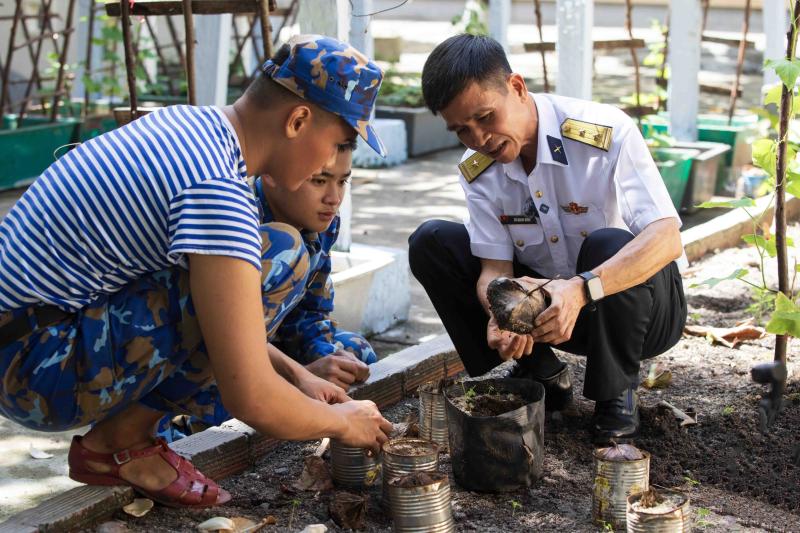 Tết ở Trường Sa - Kỳ 7: Sinh Tồn xanh xanh- Ảnh 12. Tết ở Trường Sa - Kỳ 7: Sinh Tồn xanh xanh- Ảnh 12.