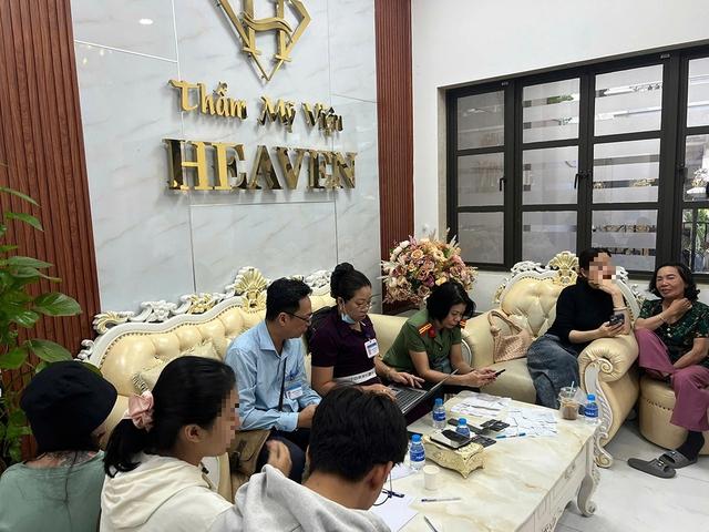 Đột kích phòng mổ chui ở tp . Hcm: Bí mật phẫu thuật thẩm mỹ lén lút - Ảnh 3. Đột kích phòng mổ chui ở tp . Hcm: Bí mật phẫu thuật thẩm mỹ lén lút - Ảnh 3.
