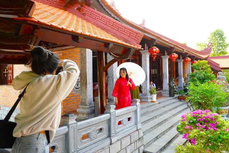 ‘Phim trường ảnh tết’ thu hút giới trẻ bậc nhất ở miền Tây- Ảnh 6.