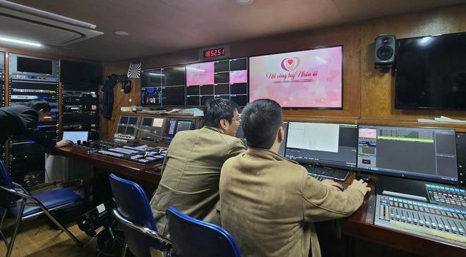 Giao thừa 2026: Những câu chuyện thầm lặng Phía sau màn hình truyền hình - Ảnh 5. Giao thừa 2026: Những câu chuyện thầm lặng Phía sau màn hình truyền hình - Ảnh 5.