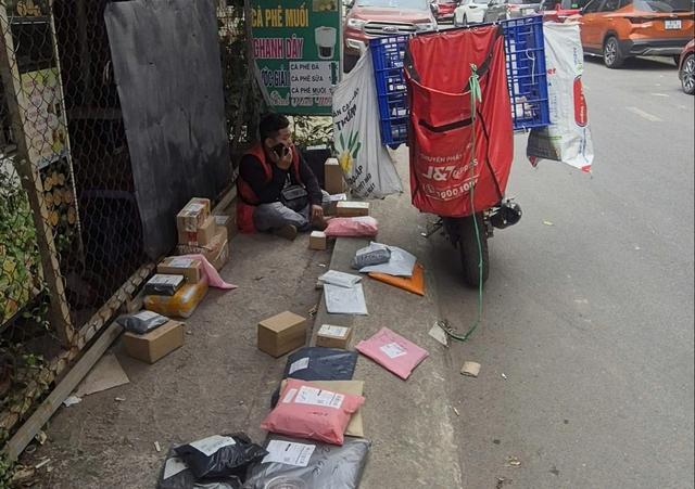 Nghe shipper kể chuyện giao hàng sau tết, mong được lì xì bằng... sự thông cảm- Ảnh 1. Nghe shipper kể chuyện giao hàng sau tết, mong được lì xì bằng... sự thông cảm- Ảnh 1.