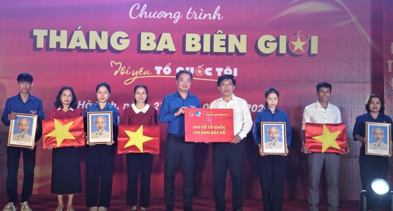 Tháng 3 biên giới: Nhiều hoạt động ý nghĩa tại Hà Tĩnh - Ảnh 3.