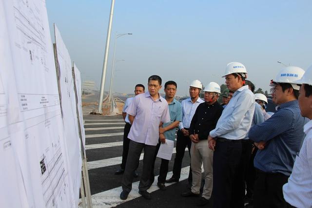 Nan giải thu phí khi thông xe tạm 35 km cao tốc Biên Hòa - Vũng Tàu- Ảnh 1. Nan giải thu phí khi thông xe tạm 35 km cao tốc Biên Hòa - Vũng Tàu- Ảnh 1.
