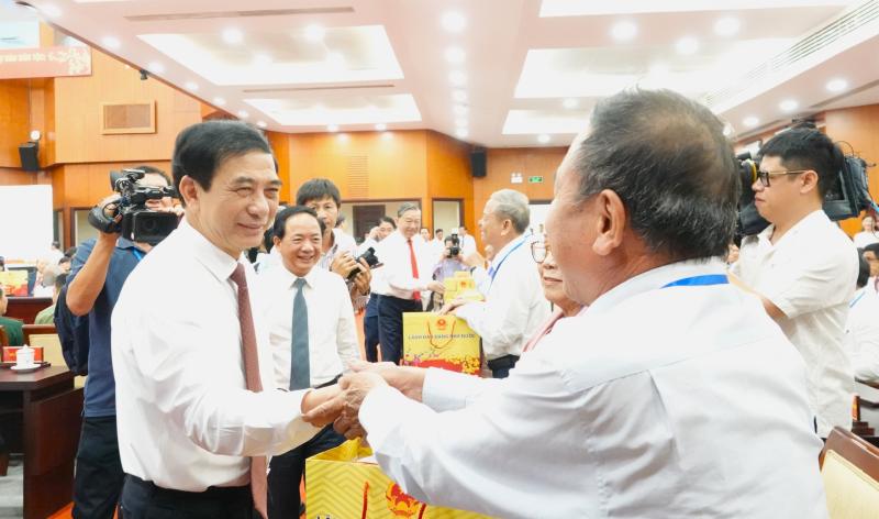 Tổng Bí thư: TP.HCM chăm lo người dân không chỉ dịp tết mà làm suốt năm- Ảnh 5.
