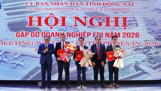 Tăng trưởng kinh tế Đồng Nai dẫn đầu vùng Đông Nam bộ - Ảnh 2. Tăng trưởng kinh tế Đồng Nai dẫn đầu vùng Đông Nam bộ - Ảnh 2.