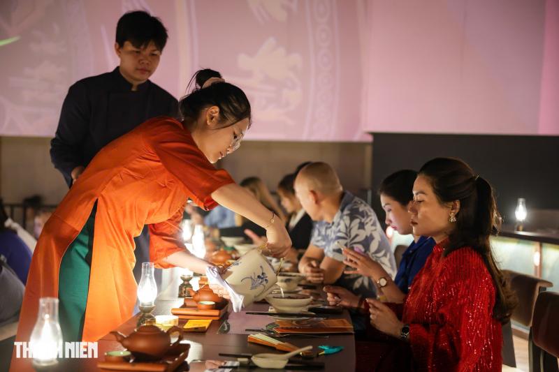 Bước vào Dinh Độc Lập, chạm văn hóa Việt bằng mọi giác quan- Ảnh 6. Bước vào Dinh Độc Lập, chạm văn hóa Việt bằng mọi giác quan- Ảnh 6.