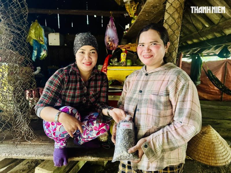 Tết về ở tổ dân cư '5 không' giữa đại ngàn Quảng Ngãi- Ảnh 6. Tết về ở tổ dân cư '5 không' giữa đại ngàn Quảng Ngãi- Ảnh 6.