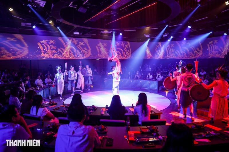 Bước vào Dinh Độc Lập, chạm văn hóa Việt bằng mọi giác quan- Ảnh 7. Bước vào Dinh Độc Lập, chạm văn hóa Việt bằng mọi giác quan- Ảnh 7.