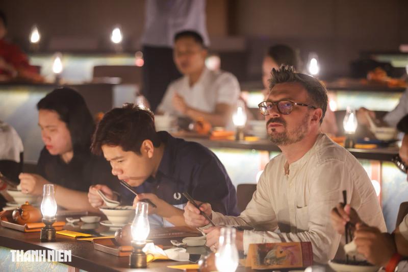 Bước vào Dinh Độc Lập, chạm văn hóa Việt bằng mọi giác quan- Ảnh 4. Bước vào Dinh Độc Lập, chạm văn hóa Việt bằng mọi giác quan- Ảnh 4.