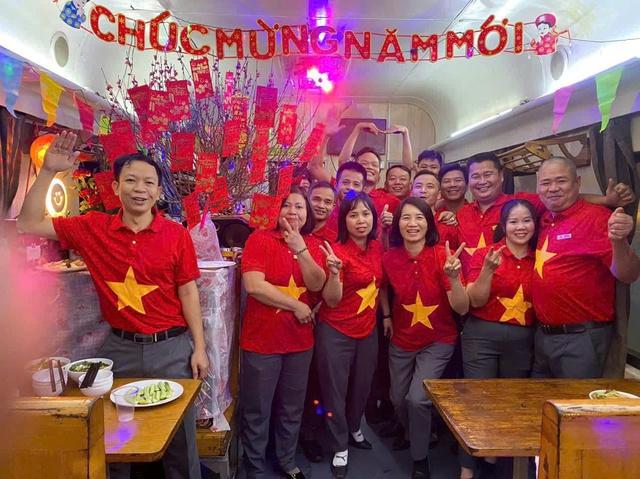 Đón tết trên đường ray xe lửa: 'Quen rồi, tôi thấy cũng vui'- Ảnh 4. Đón tết trên đường ray xe lửa: 'Quen rồi, tôi thấy cũng vui'- Ảnh 4.