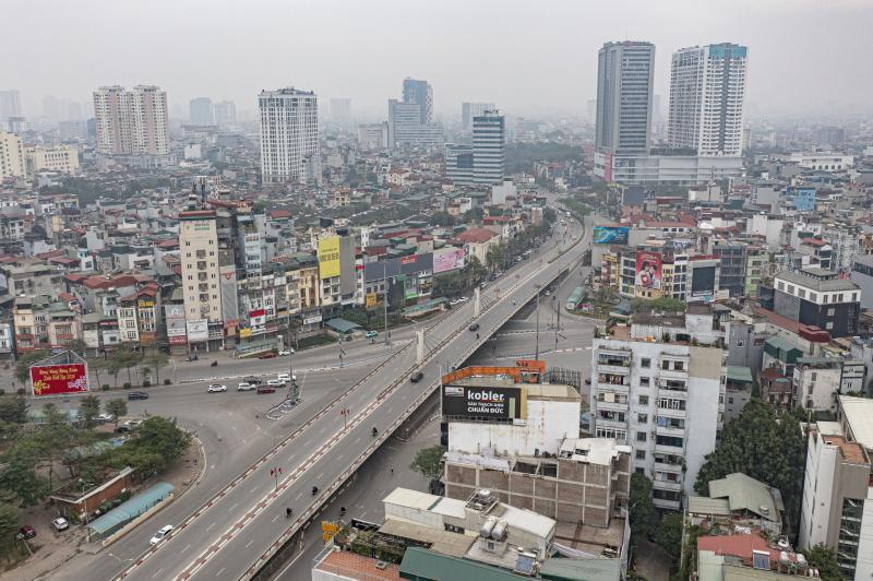 Phố phường Hà Nội 'khác lạ' sáng mùng 1 tết- Ảnh 2. Phố phường Hà Nội 'khác lạ' sáng mùng 1 tết- Ảnh 2.