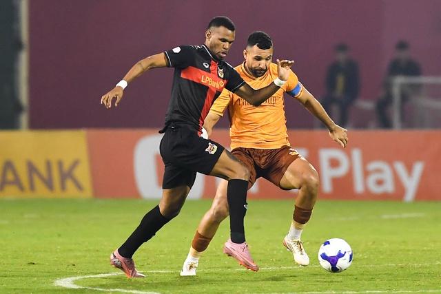 Bảng xếp hạng V-League cực mới: HAGL thăng tiến ngoạn mục, Becamex TP.HCM rơi dần xuống đáy- Ảnh 1.