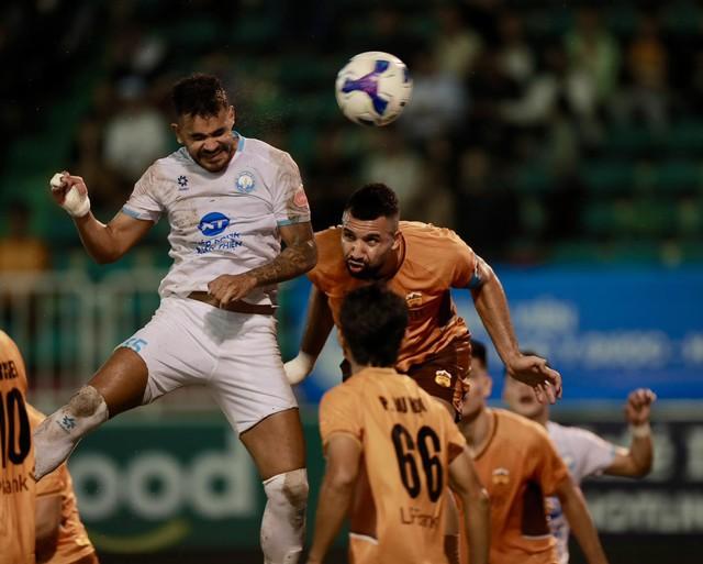 Lịch đấu bù V-League mới nhất: HAGL không đá nhưng vẫn hồi hộp, Nam Định và Thanh Hóa đại nguy nếu…- Ảnh 1.