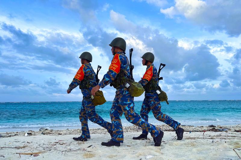 Tết ở Trường Sa - Kỳ 8: Vui xuân không quên nhiệm vụ- Ảnh 16. Tết ở Trường Sa - Kỳ 8: Vui xuân không quên nhiệm vụ- Ảnh 16.