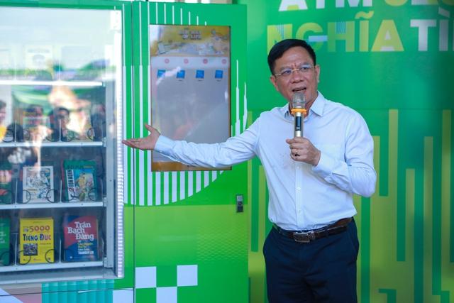 Lì xì sách tết 2026: Trải nghiệm thú vị tại ATM sách nghĩa tình TP.HCM- Ảnh 1. Lì xì sách tết 2026: Trải nghiệm thú vị tại ATM sách nghĩa tình TP.HCM- Ảnh 1.