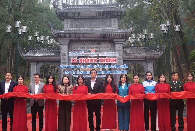 Khánh thành công trình nâng cấp Nhà bia tưởng niệm liệt sĩ Thanh niên xung phong - Ảnh 1.