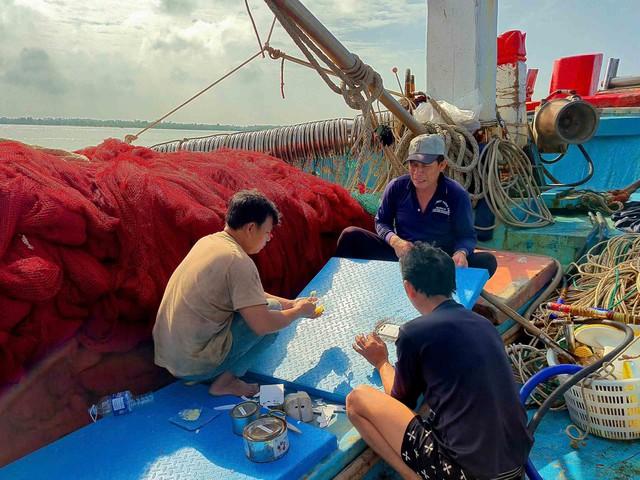 Về nhà cho kịp tết: Đi biển những ngày cuối năm- Ảnh 2. Về nhà cho kịp tết: Đi biển những ngày cuối năm- Ảnh 2.