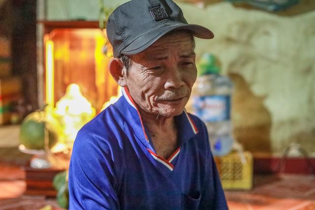 'Xóm vé số xứ Nẫu' ở TP.HCM: Tằn tiện cả năm, tết không đủ tiền về quê- Ảnh 6. 'Xóm vé số xứ Nẫu' ở TP.HCM: Tằn tiện cả năm, tết không đủ tiền về quê- Ảnh 6.