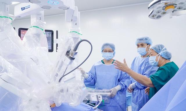 Ngày Thầy thuốc Việt Nam 27.2: Thầy thuốc Việt lập kỳ tích- Ảnh 2.