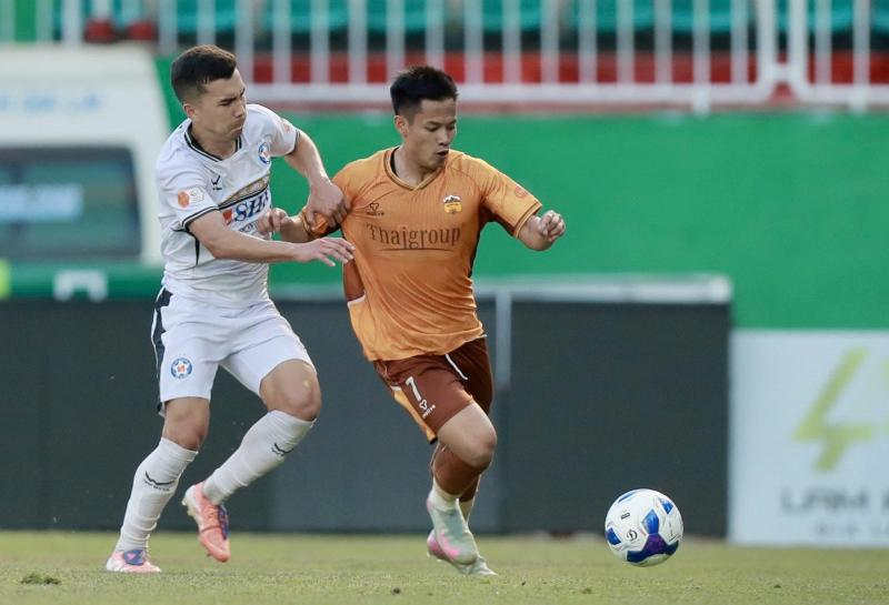 Nóng bỏng cuộc đua trụ hạng V-League- Ảnh 1. Nóng bỏng cuộc đua trụ hạng V-League- Ảnh 1.