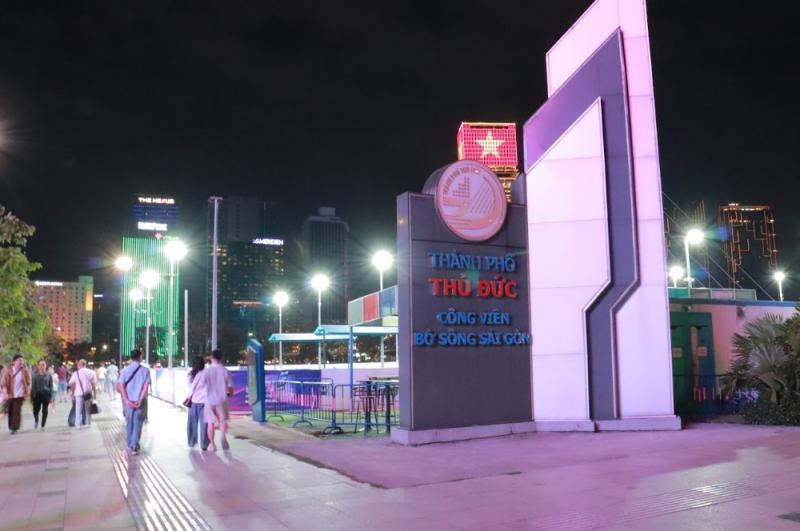 Những địa điểm xem pháo hoa đêm giao thừa tại TP.HCM- Ảnh 2.