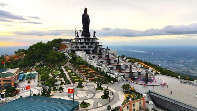 Tây Ninh điều chỉnh quy hoạch 2030 hướng tới nơi đáng sống và phát triển bền vững - Ảnh 4. Tây Ninh điều chỉnh quy hoạch 2030 hướng tới nơi đáng sống và phát triển bền vững - Ảnh 4.