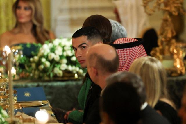 Tổng thống Trump nhắn gửi Ronaldo: ‘Cậu là GOAT, nước Mỹ đang rất cần cậu'- Ảnh 2. Tổng thống Trump nhắn gửi Ronaldo: ‘Cậu là GOAT, nước Mỹ đang rất cần cậu'- Ảnh 2.
