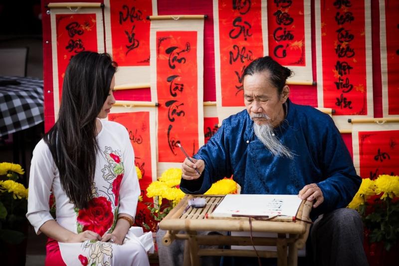 Xin chữ đầu năm tại tp . Hcm: Nét đẹp văn hóa truyền thống người Việt 2026 - Ảnh 12. Xin chữ đầu năm tại tp . Hcm: Nét đẹp văn hóa truyền thống người Việt 2026 - Ảnh 12.