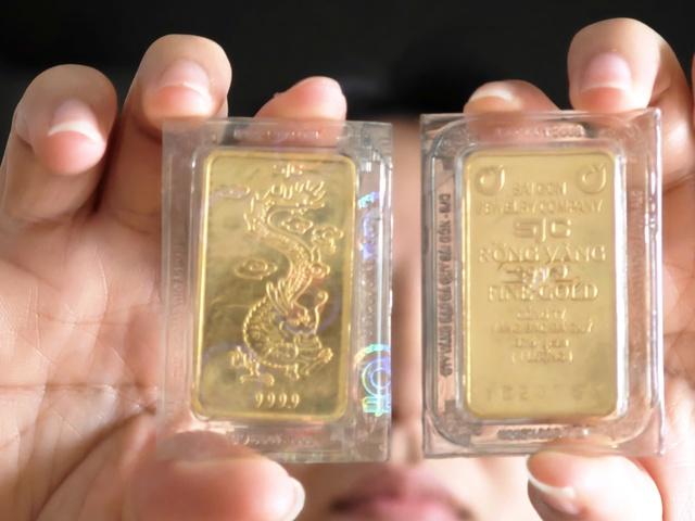 Giá vàng hôm nay 4.2.2026: Vàng miếng SJC tiếp tục tăng thêm 3,7 triệu đồng/lượng- Ảnh 1.