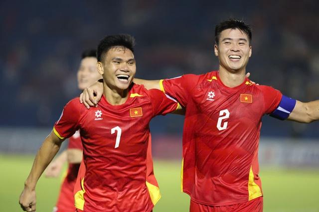 Được FIFA 'trả điểm', đội tuyển Việt Nam thăng hạng nhanh nhất châu Á: Sát tốp 100?- Ảnh 1.