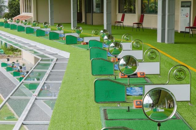 Sân golf 34 năm tuổi 'thay áo' đón xuân, tăng ưu đãi cho golfer trẻ- Ảnh 6. Sân golf 34 năm tuổi 'thay áo' đón xuân, tăng ưu đãi cho golfer trẻ- Ảnh 6.