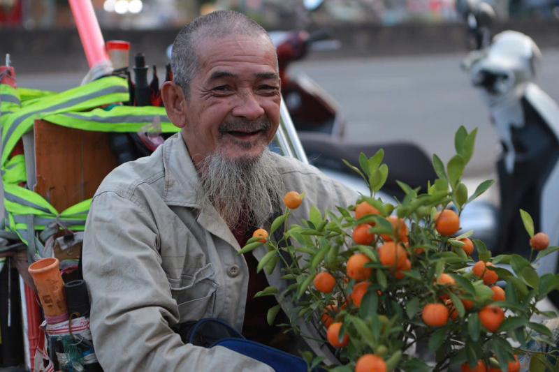 Chị Yến tặng 500 chậu hoa tết cho người khó khăn nhân dịp tết yêu thương 2026 - Ảnh 4.