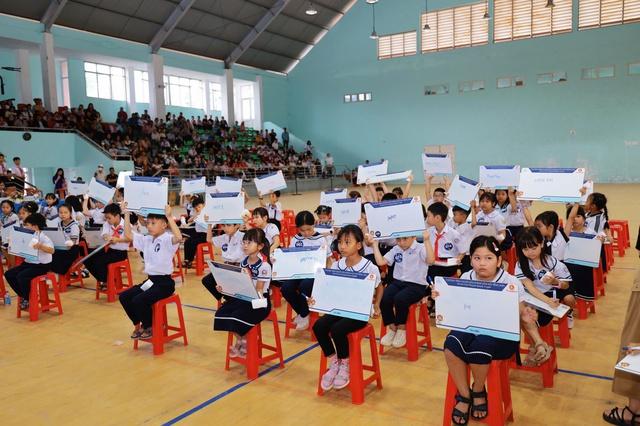 Khánh Hòa quyết ‘phủ sóng’ tiếng Anh đến từng xã phường, khu công nghiệp - Ảnh 1.