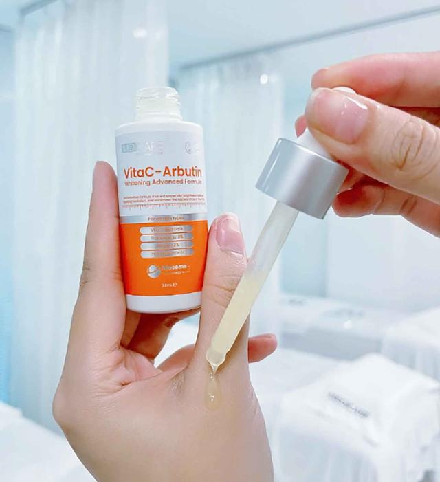 Top 3 serum vitamin C khiến làn da xỉn màu, lão hóa cỡ nào cũng tươi trẻ - Ảnh 5.