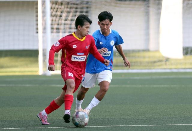 Đại chiến bóng đá sinh viên: Tân binh có HLV ngoại gây sốc trước vòng chung kết- Ảnh 6. Đại chiến bóng đá sinh viên: Tân binh có HLV ngoại gây sốc trước vòng chung kết- Ảnh 6.