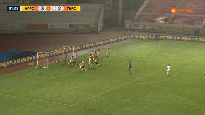 Thanh Hóa quá kiên cường, rượt đuổi tỷ số kịch tính: Hòa Hải Phòng 3-3, Rimario chói sáng - Ảnh 1. Thanh Hóa quá kiên cường, rượt đuổi tỷ số kịch tính: Hòa Hải Phòng 3-3, Rimario chói sáng - Ảnh 1.
