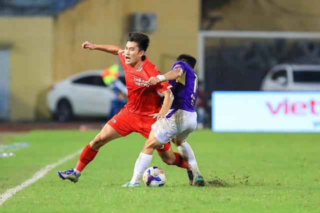 Bảng xếp hạng V-League mới nhất: Nhóm đầu có 'biến' lớn, HAGL lại chìm sâu- Ảnh 1. Bảng xếp hạng V-League mới nhất: Nhóm đầu có 'biến' lớn, HAGL lại chìm sâu- Ảnh 1.