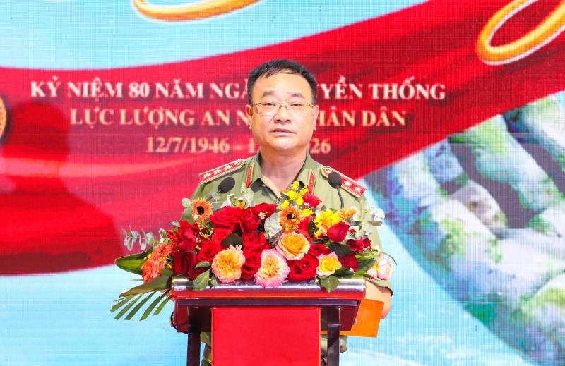 Không gian văn hóa 3 miền hội tụ tại chuỗi chương trình 'Tổ quốc bình yên' - Ảnh 1. Không gian văn hóa 3 miền hội tụ tại chuỗi chương trình 'Tổ quốc bình yên' - Ảnh 1.