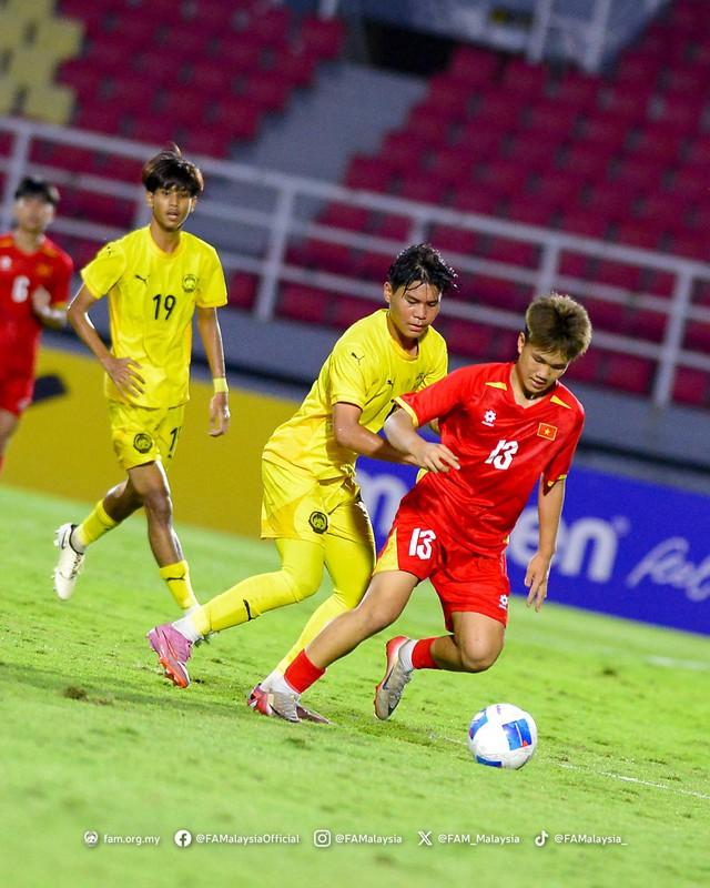 Báo Malaysia: ‘U.17 Việt Nam vô địch vì quá mạnh, chúng ta cố gắng trong vô vọng’- Ảnh 1.