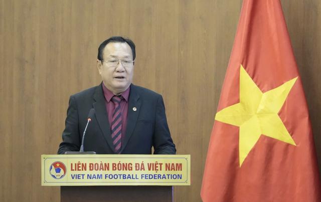 Tân HLV đội tuyển Việt Nam Hoàng Văn Phúc: 'Kế nhiệm huyền thoại Mai Đức Chung, áp lực là chuyện bình thường'- Ảnh 2. Tân HLV đội tuyển Việt Nam Hoàng Văn Phúc: 'Kế nhiệm huyền thoại Mai Đức Chung, áp lực là chuyện bình thường'- Ảnh 2.